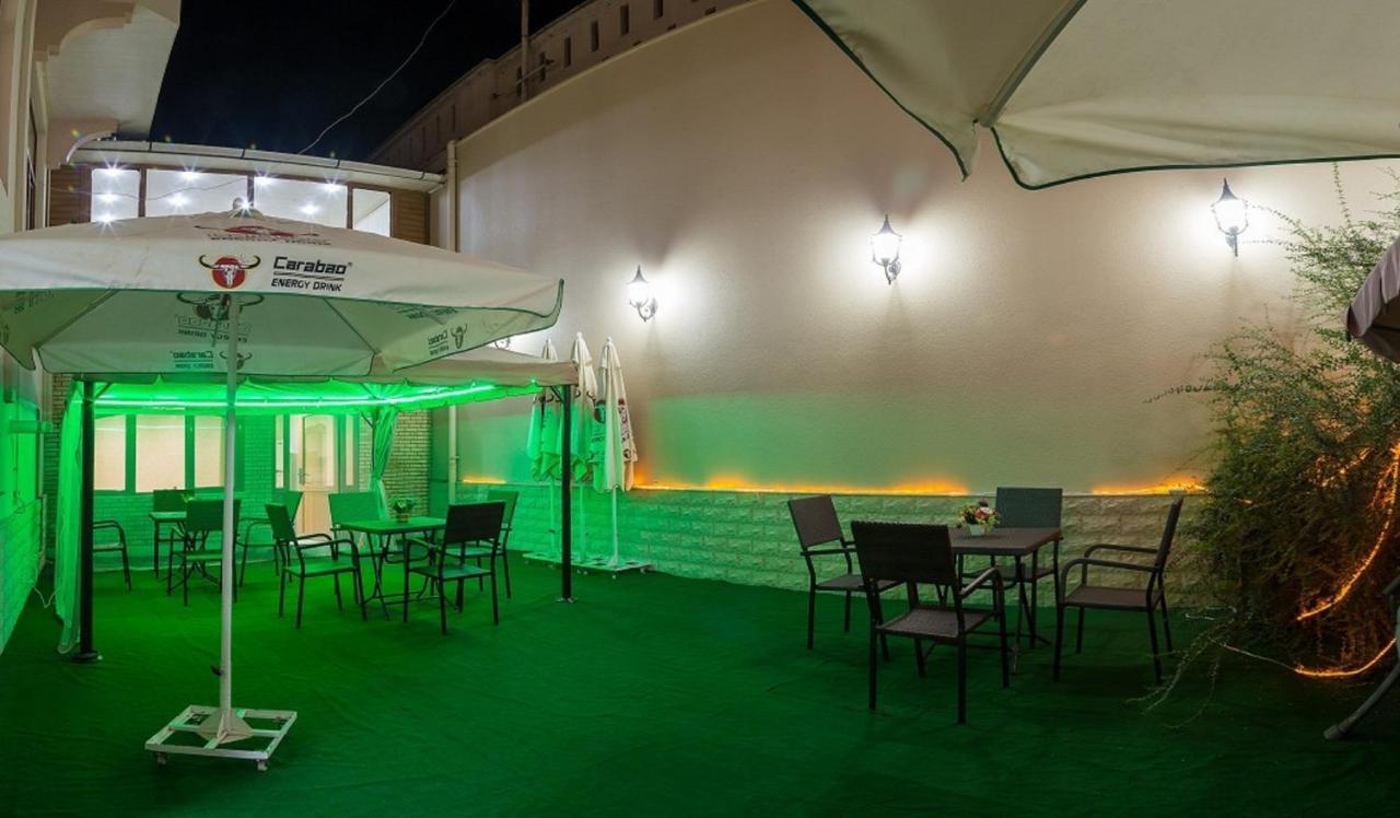 Golden Time Hotel Baku Exterior photo